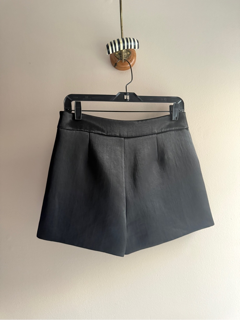 Theory Bonded Satin High-Waist Shorts - Picture 6 of 9